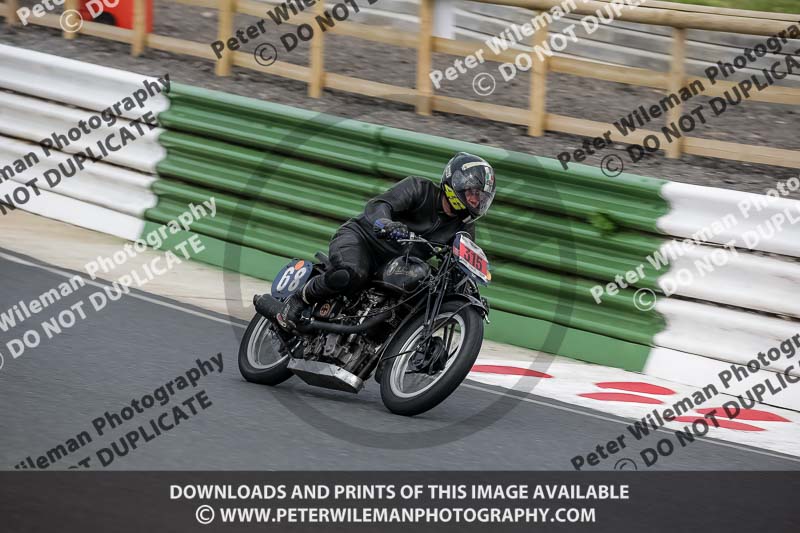 Vintage motorcycle club;eventdigitalimages;mallory park;mallory park trackday photographs;no limits trackdays;peter wileman photography;trackday digital images;trackday photos;vmcc festival 1000 bikes photographs